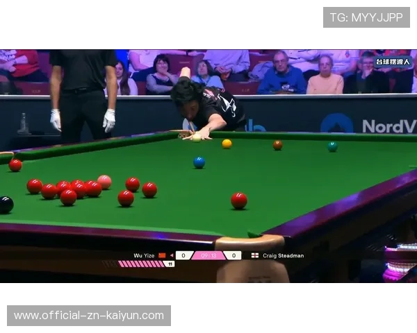 台球九球比赛选手清台速度惊人